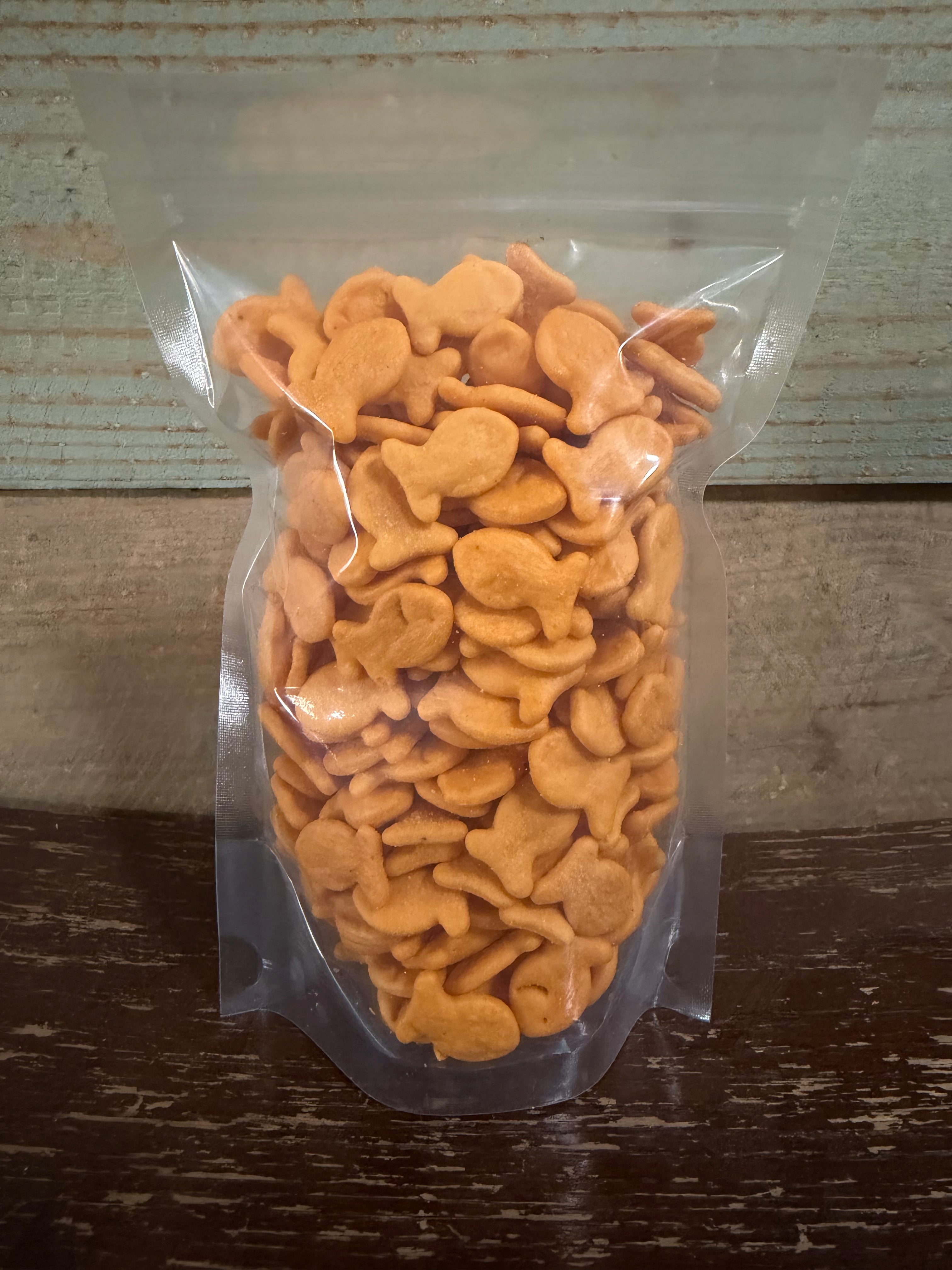 Applewood Smoked Cheddar Goldfish Crackers 18oz By Volume
